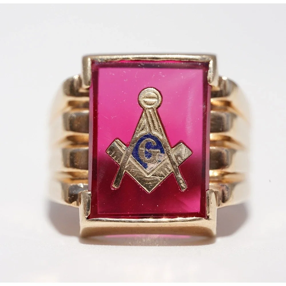 Men's Vintage 10k Solid Yellow Gold Man‎ Made Ruby Masonic Ring - Size 7 7.49g